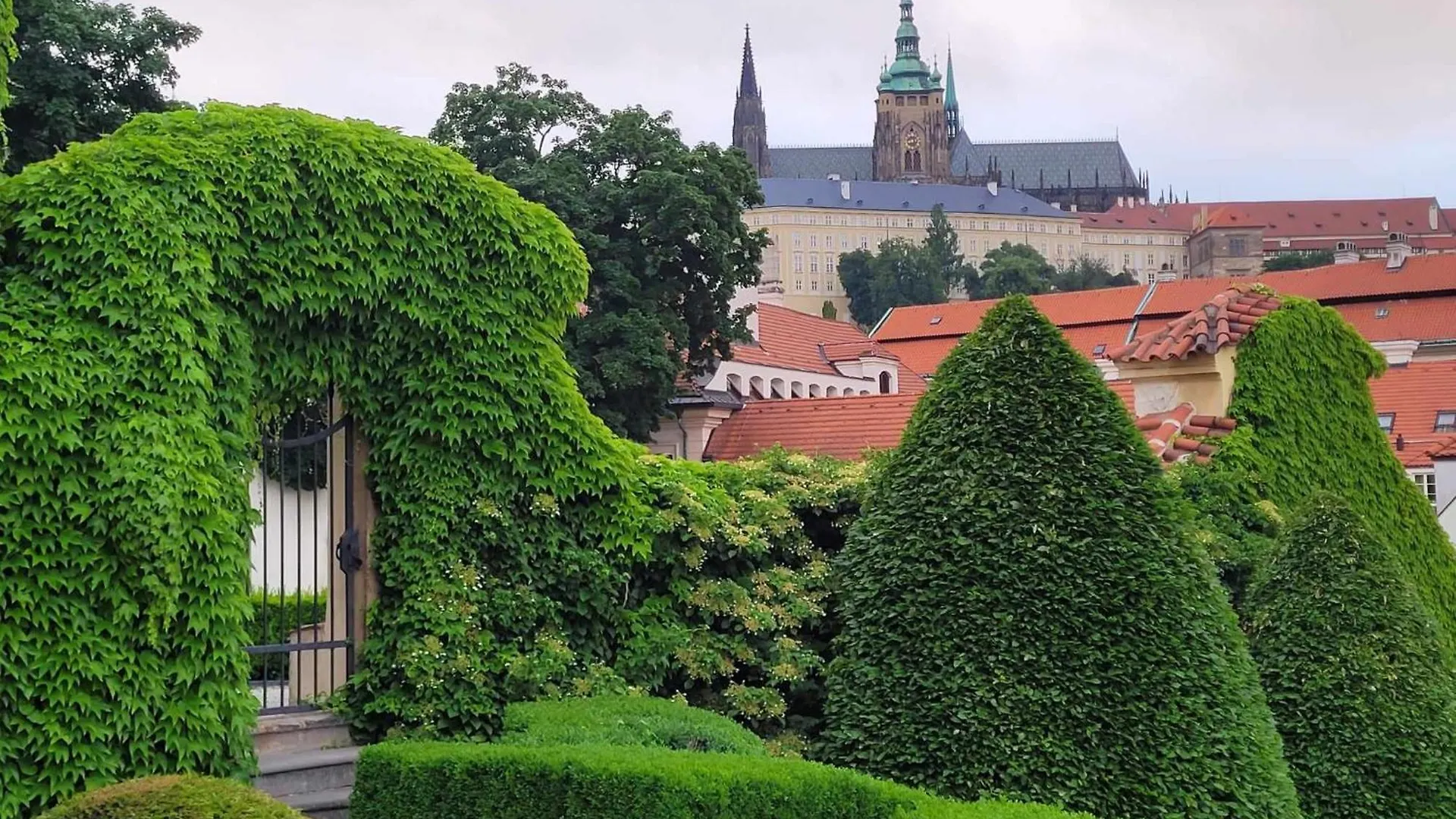 Apartment Hanspaulka Garden Prag